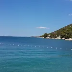 Oaza Mira