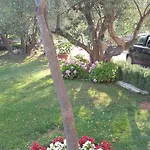 아파트 Oaza Mira Tribalj
