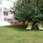Oaza Mira Appartement Tribalj