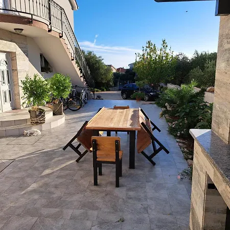 Apartment Oaza Mira Tribunj (Sibenik-Knin)