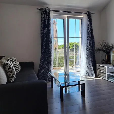 Oaza Mira Appartement Tribalj