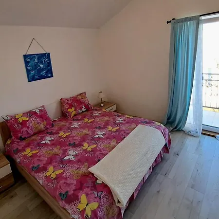 Apartment Oaza Mira *