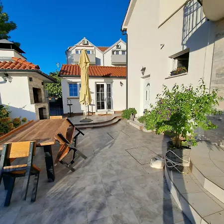 Apartament Oaza Mira *
