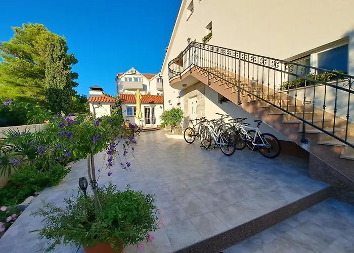 Oaza Mira Apartamento *