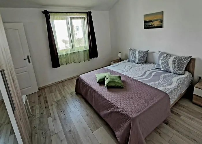 Oaza Mira Apartamento Tribalj