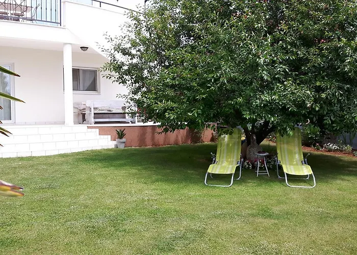 Oaza Mira Apartamento Tribalj